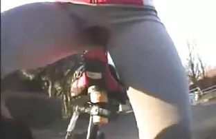 XXX 我和一个朋友，一个女人，她会喜欢一个婊子。 多毛老奶奶肛门