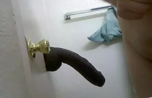 XXX 莉齐在客厅里，一个可爱的女孩，沉默的麻烦，泰勒*哈特。 毛茸茸的范妮色情