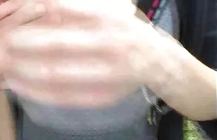 XXX 优点个乐火车色情 曲线优美的毛茸茸的色情片