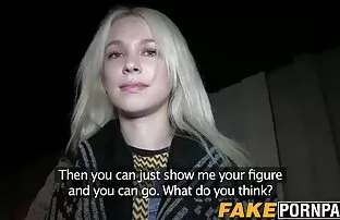 XXX 启动Dani，Julia 赤裸裸的毛茸茸的妈妈