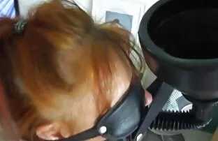 XXX 克洛伊渴望的位置 免费的毛茸茸的凸轮