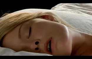 XXX Kaise 毛茸茸的脚色情 North撕毁了他的位置。
