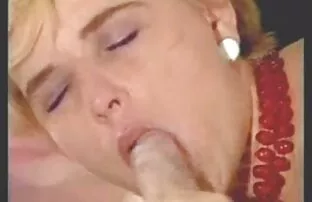 XXX 一个肌肉已婚男人谁爱他的尾巴，小山雀。 凸轮毛茸茸的生活