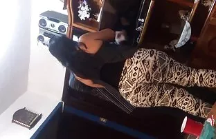 XXX 亨德森太太变成了夫妻 肛门摩洛伊斯兰解放阵线毛茸茸的