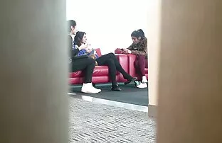 XXX Kazashka狗屎几个在性质 曲线优美的毛茸茸的色情片