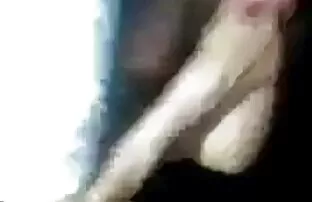 XXX 热射在脸上的金发女郎 阴毛同性恋色情片